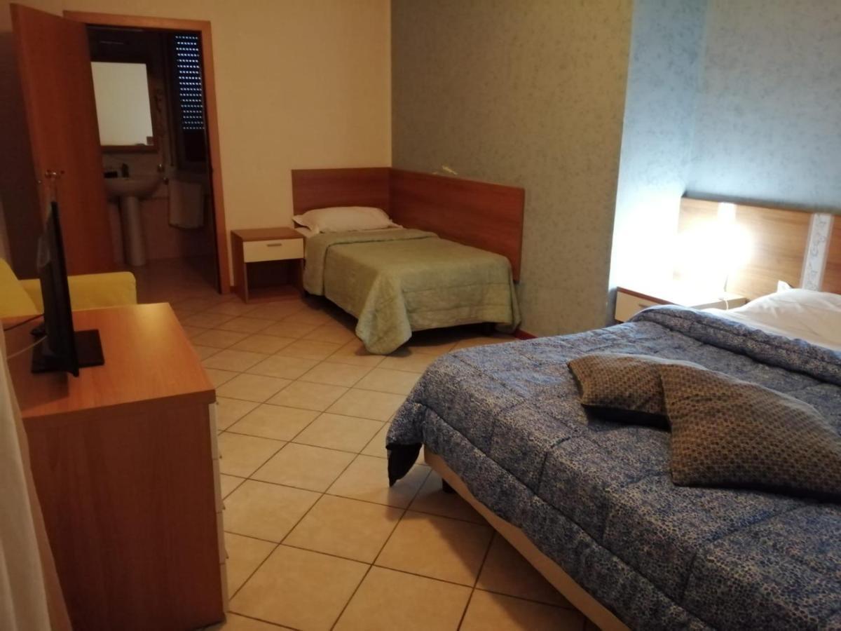 Thaire Resort カステル・ヴォルトゥルノ エクステリア 写真