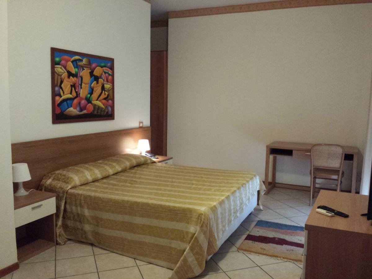 Thaire Resort カステル・ヴォルトゥルノ エクステリア 写真