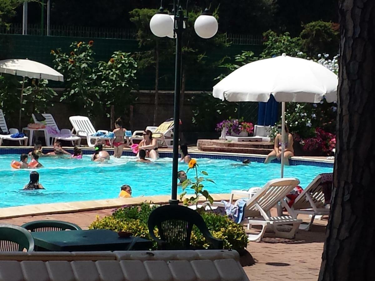Thaire Resort カステル・ヴォルトゥルノ エクステリア 写真