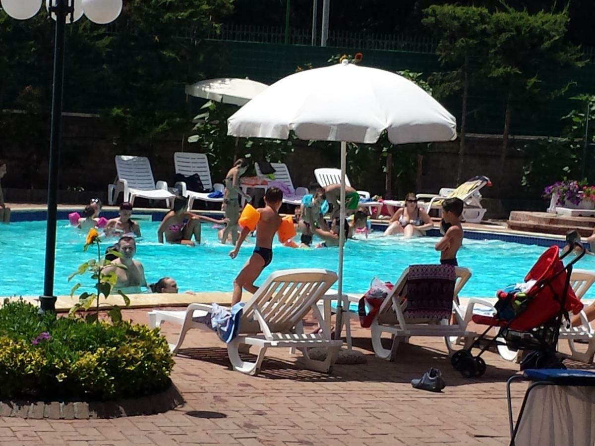 Thaire Resort カステル・ヴォルトゥルノ エクステリア 写真