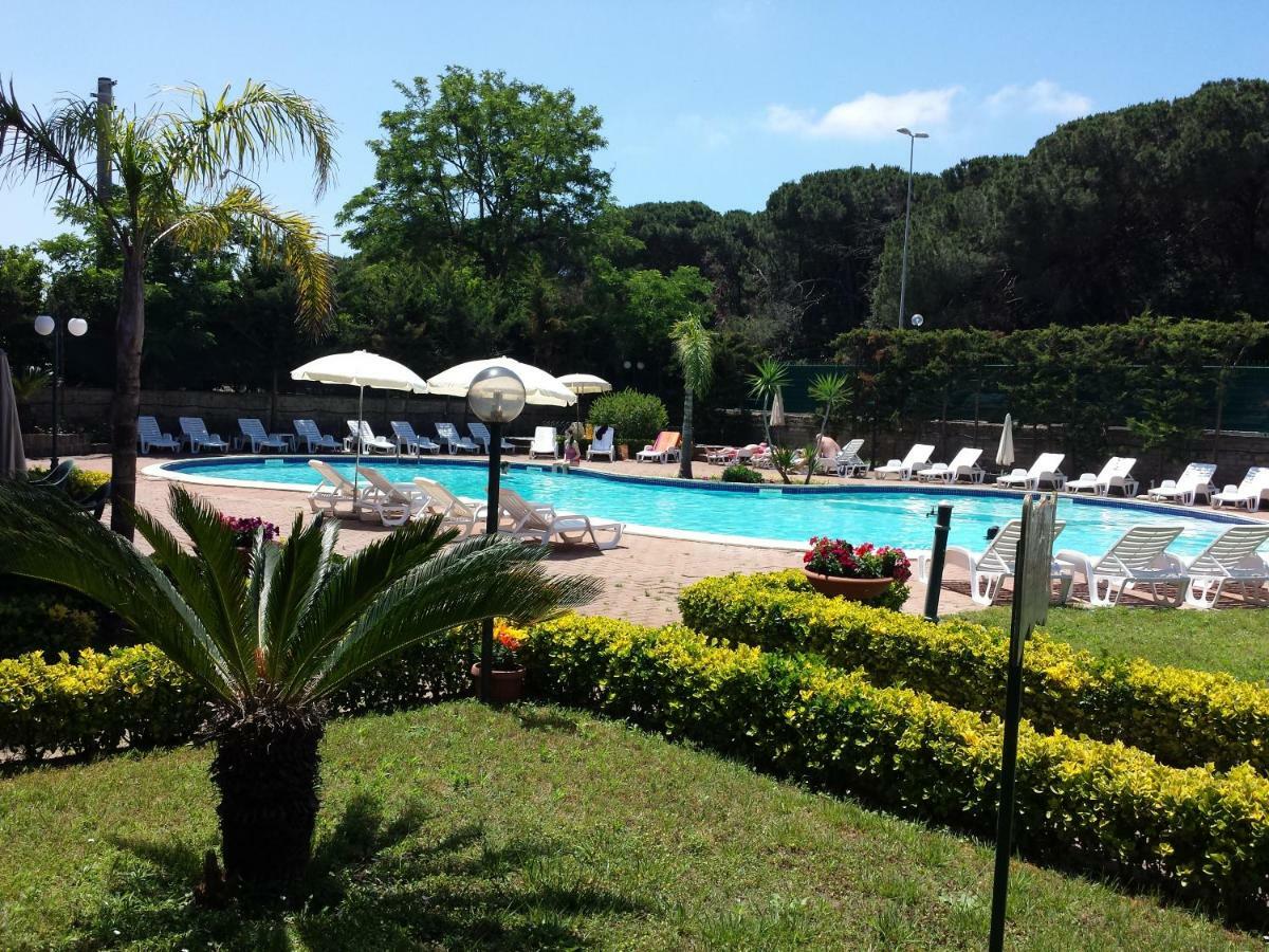 Thaire Resort カステル・ヴォルトゥルノ エクステリア 写真
