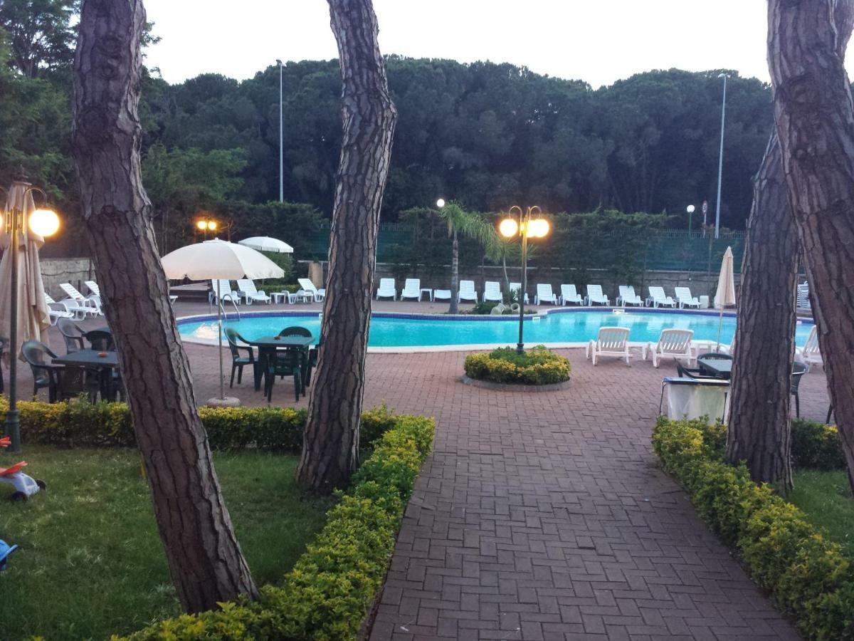 Thaire Resort カステル・ヴォルトゥルノ エクステリア 写真